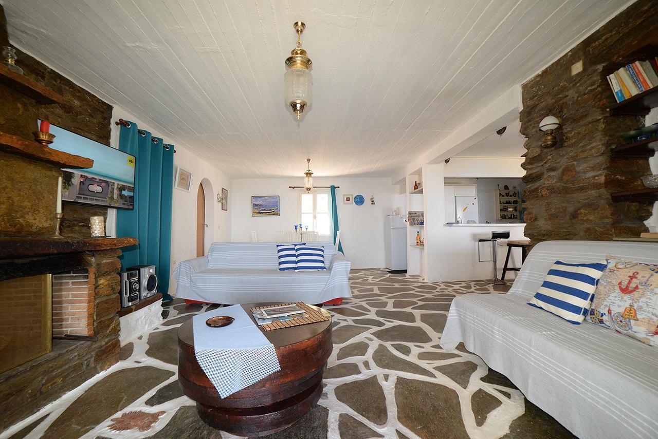 Koundouros Vacation Homes Buitenkant foto